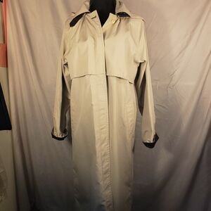 Stylish Coat Collectibles Women's Light Khaki Trench Coat - 10